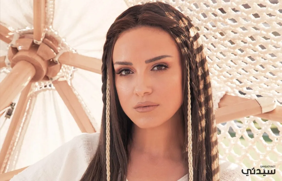 ريهام عبد الغفور من جلبسة تصوير خاصة لسيدتي