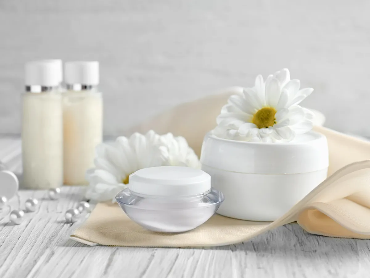 طريقة عمل جل عطري للجسم في المنزل.. خطوة بخطوة