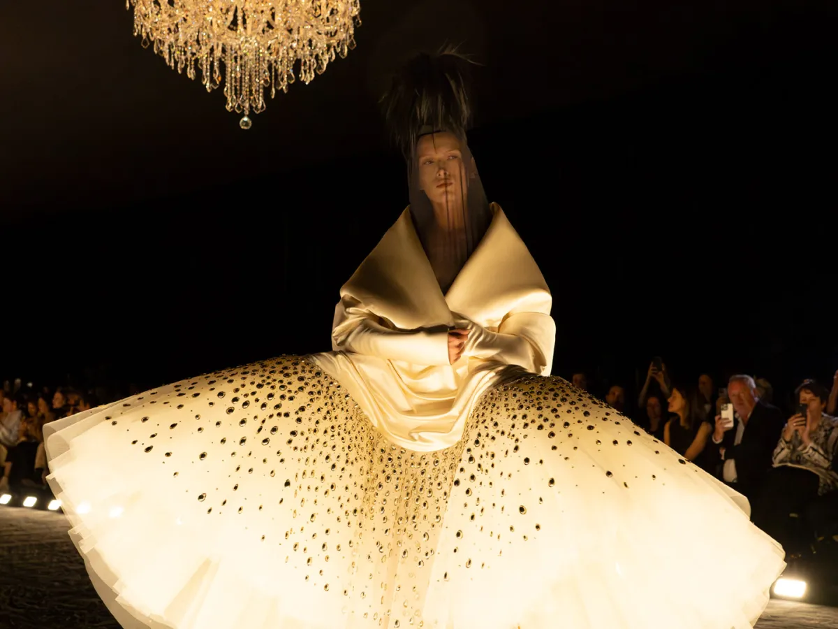 سكياباريللي Schiaparelli - الصورة من مكتب العلاقات العامة للعلامة 