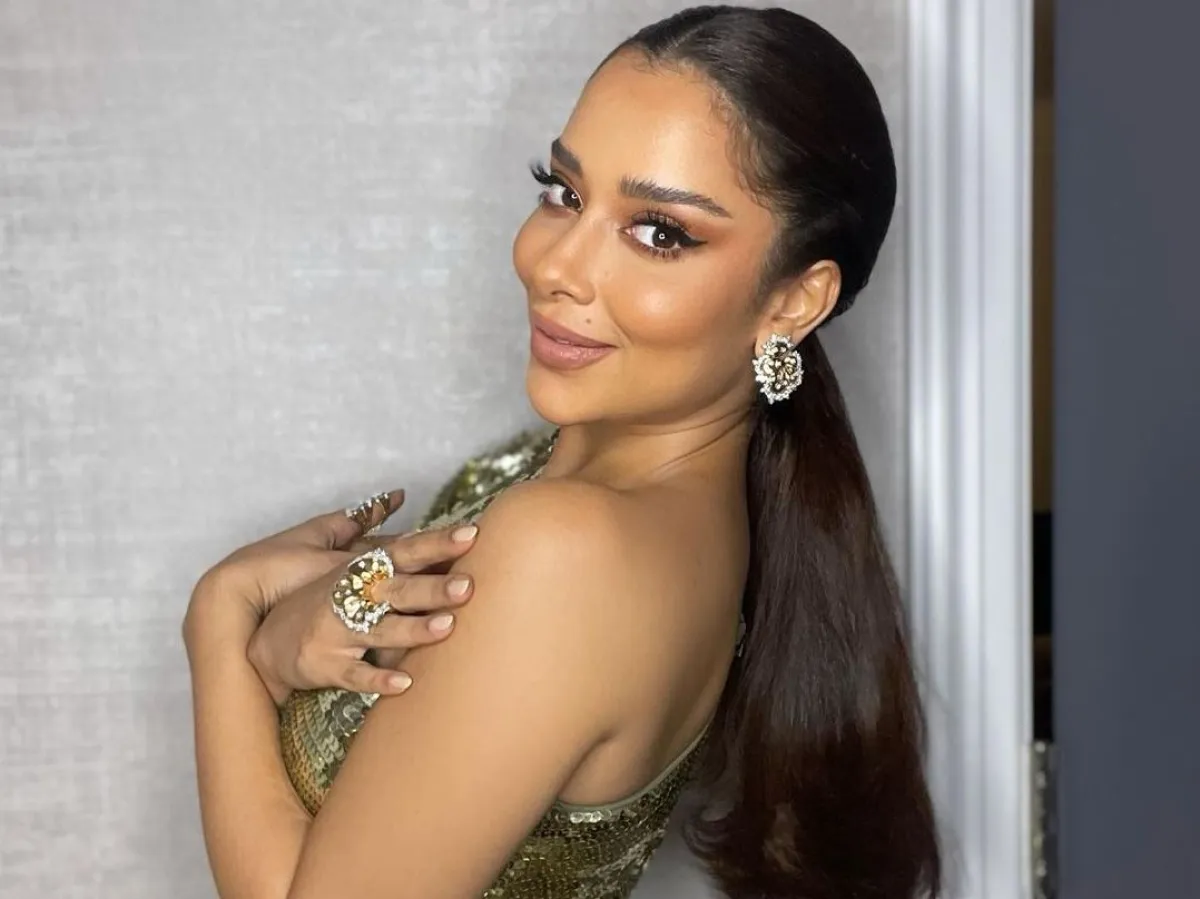 تسريحات ذيل حصان فخمة بأسلوب النجمات