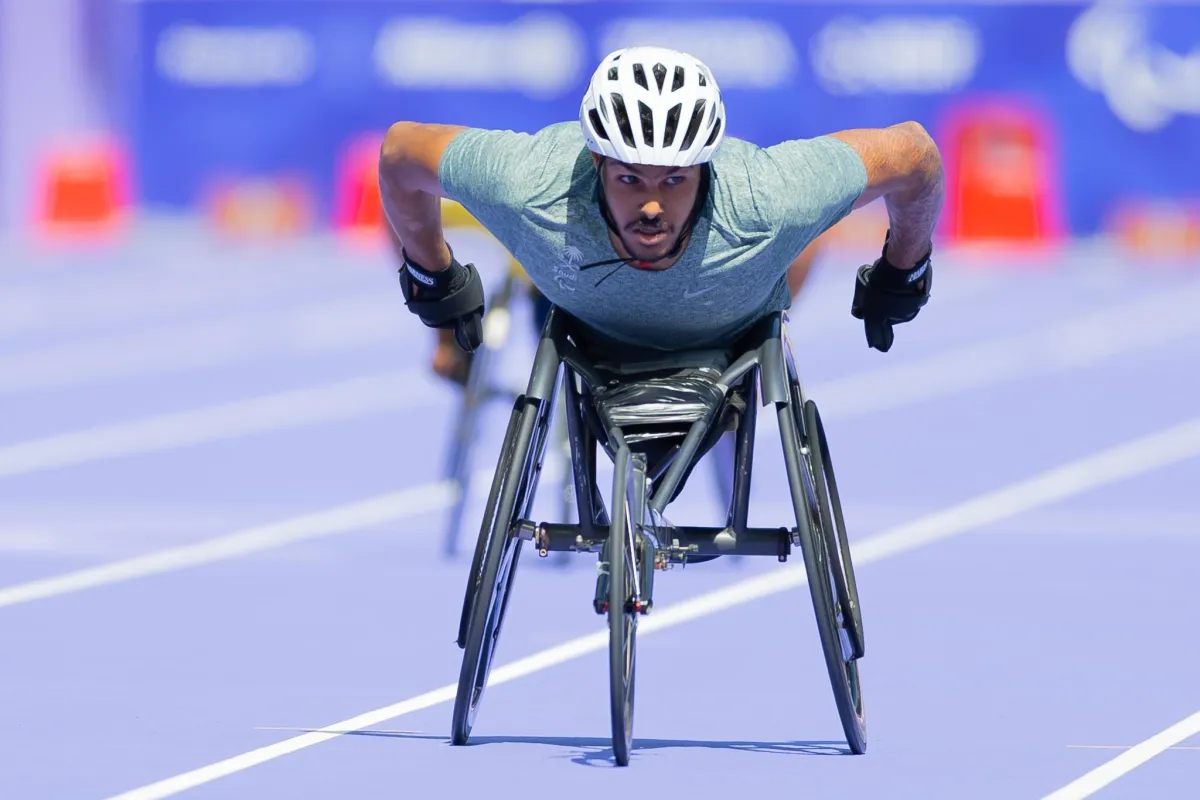 البطل عبد الرحمن القرشي- الصورة من حساب اللجنة الأولمبية والبارالمبية السعودية على منصة إكس 