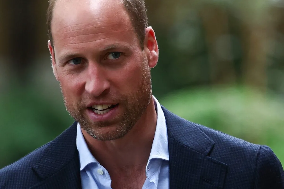 الأمير ويليام Prince William في معرض Saatchi (مصدر الصورة: HENRY NICHOLLS / AFP)