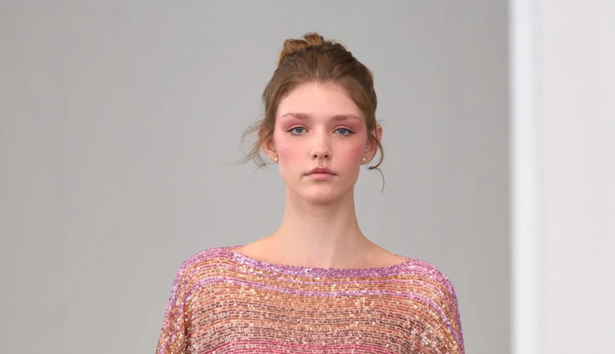 أحمر الخدود