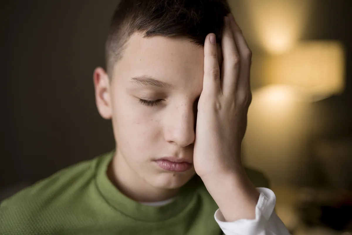 صورة لطفل يشعر بالتوتر