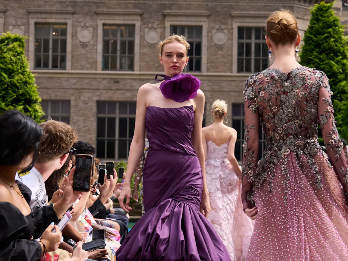 فستان من إيسي أزينابور Esé Azénabor - الصورة من Launchmetrics/Spotlight ©