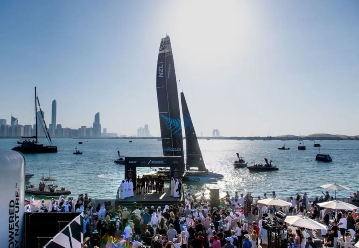 أبوظبي ودبي تستضيفان الجائزة العالمية الكبرى للإبحار الشراعي - مدصر الصورة وكالة انباء الإمارات