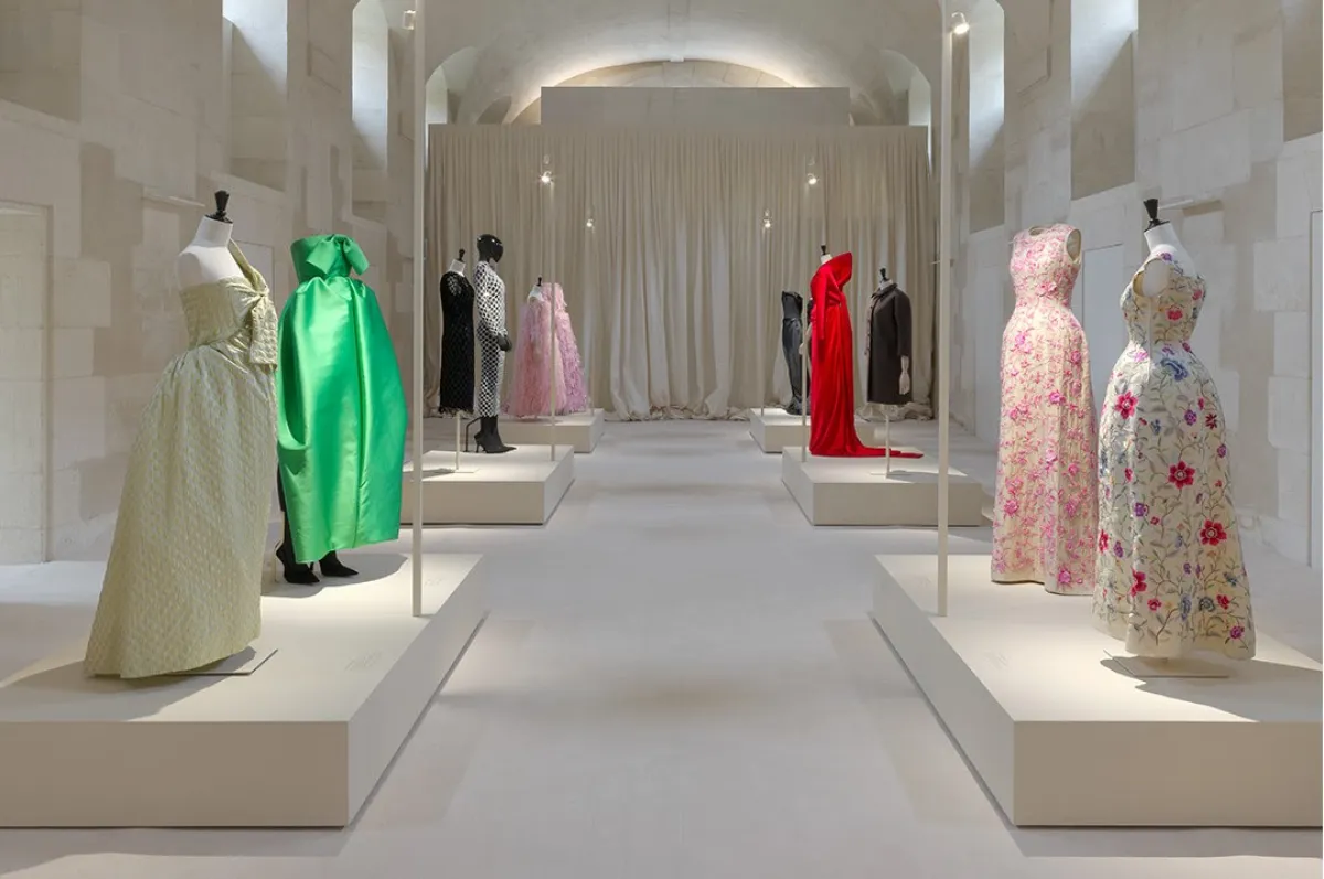 معرض بالنسياغا Balenciaga -  الصورة من العلاقات العامة للعلامة