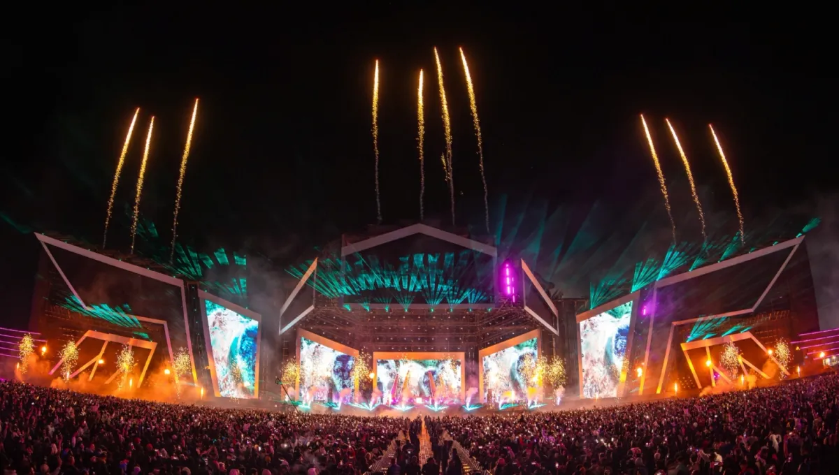 مسرح ميدل بيست- الصورة من المركز الإعلامي لـ ميدل بيست