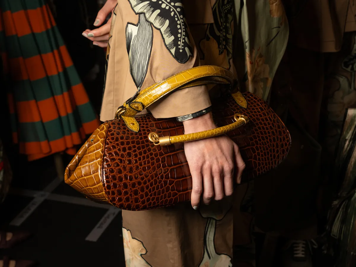 حقيبة من انطونيو ماراس Antonio Marras - الصورة من Launchmetrics/Spotlight ©