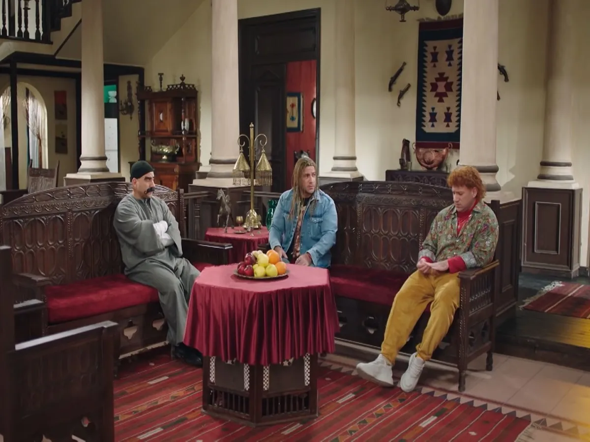 أحمد مكي بشخصياته الثلاثة فى الكبير أوي- الصورة من شاشة عرض المسلسل