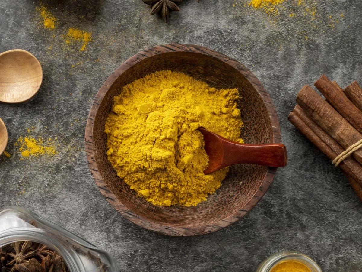 للكركم دور في علاج التهاب البنكرياس والوقاية منه -Image by freepik