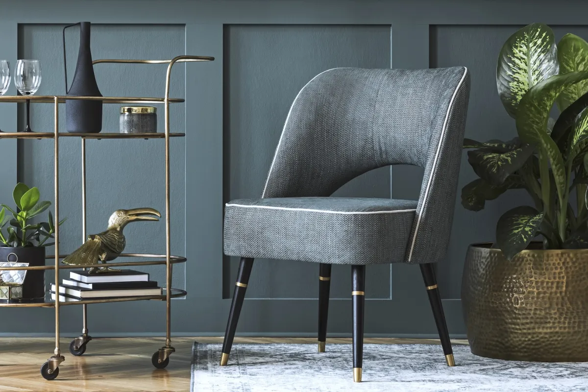 كرسي مميز فخم