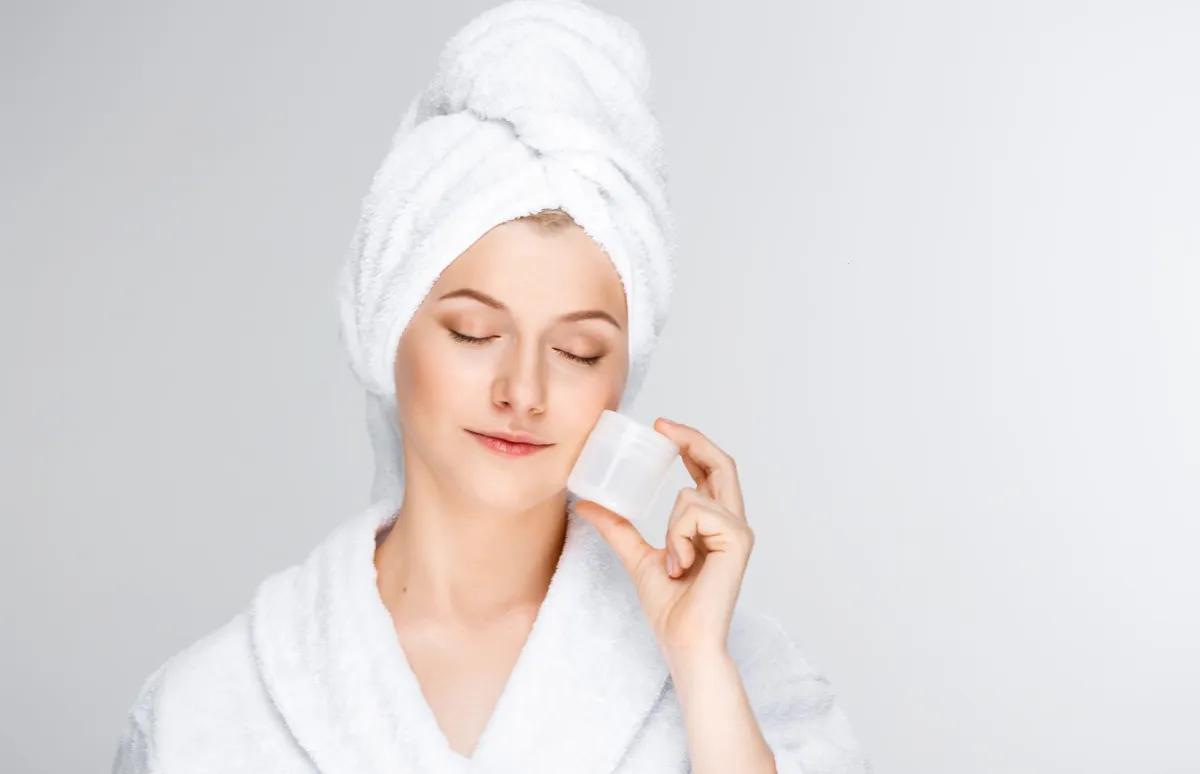 ترطيب البشرة الدهنية