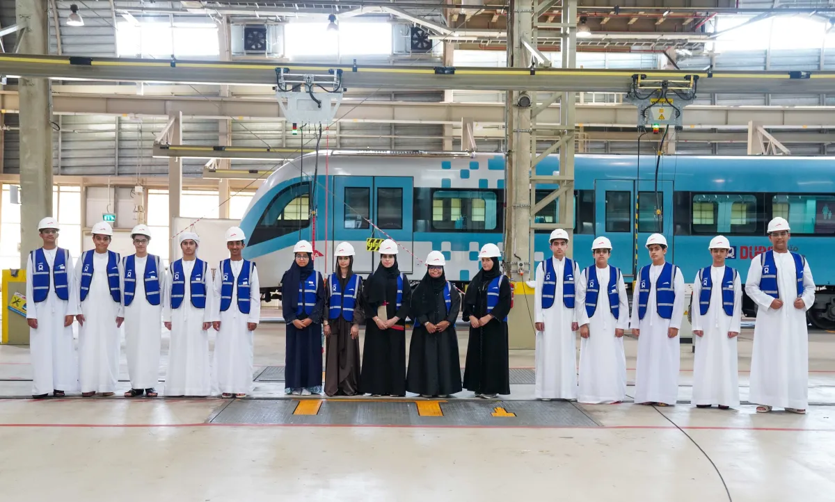 طلبة الابتعاث الأكاديمي. الصورة من مكتب دبي الإعلامي