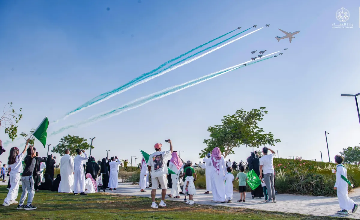أجواء الرياض تحتضن عروض الطائرات العسكرية والمدنية  بمناسبة اليوم الوطني السعودي الـ 94