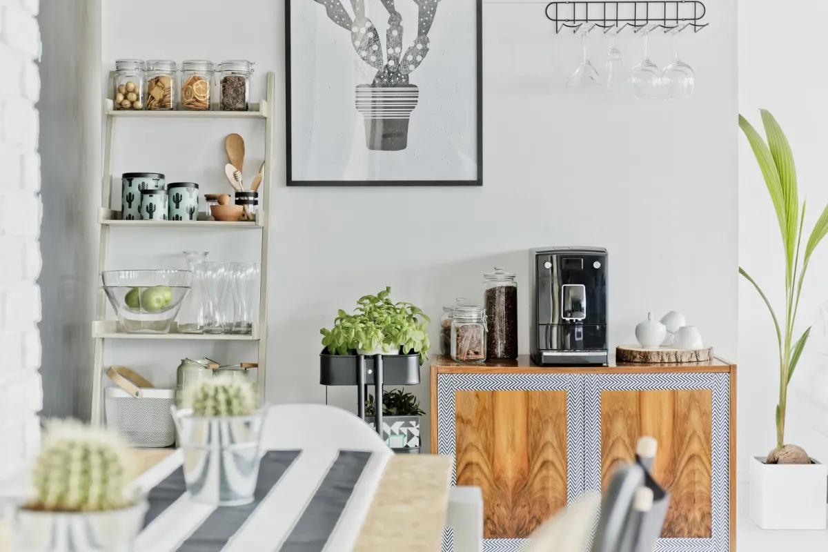 ركن القهوة في غرفة الطعام