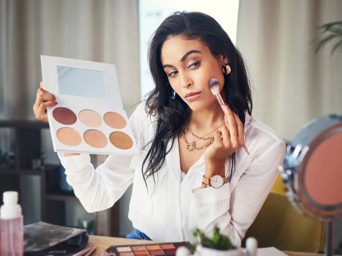 كيف أعرف المكياج المناسب لي