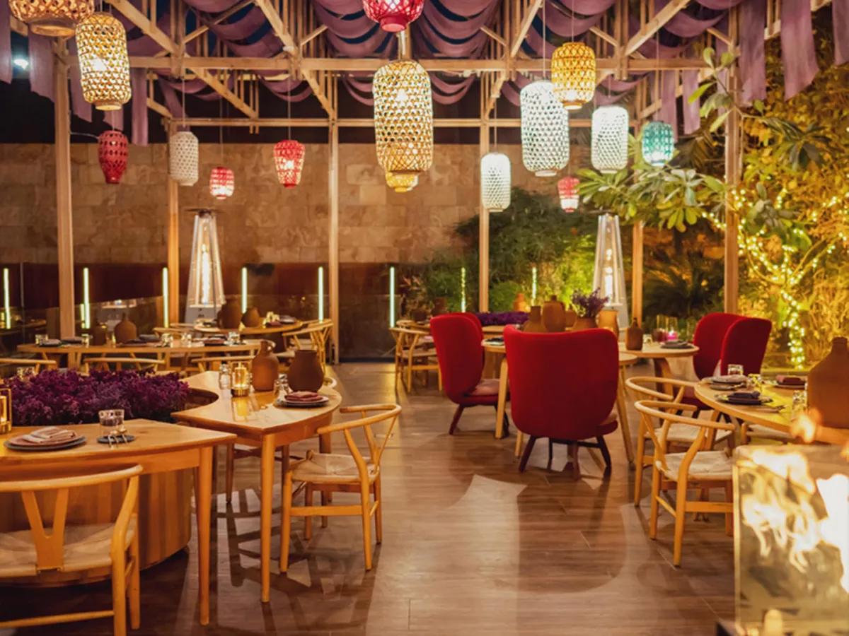 لقطة من داخل مطعم سهيل