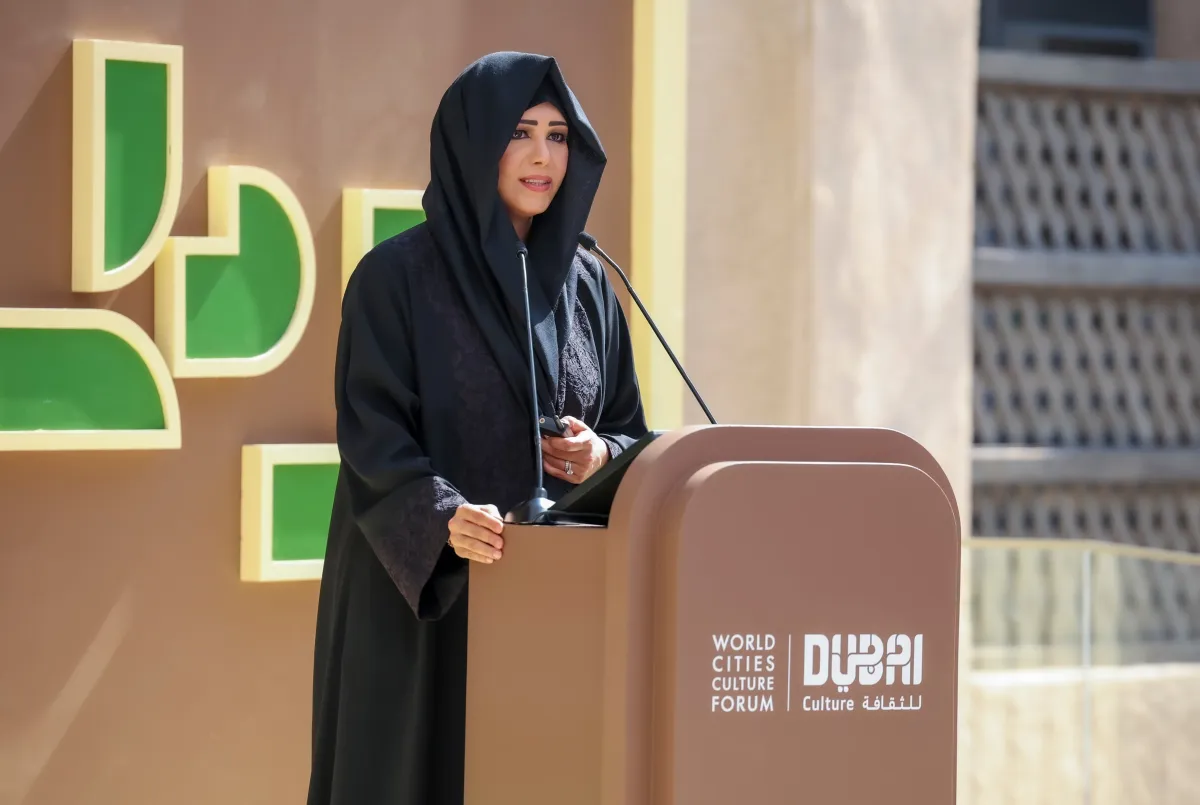 الشيخة لطيفة بنت محمد بن راشد خلال افتتاحها منتدى المدن الثقافية العالمي. الصورة من مكتب دبي الإعلامي 