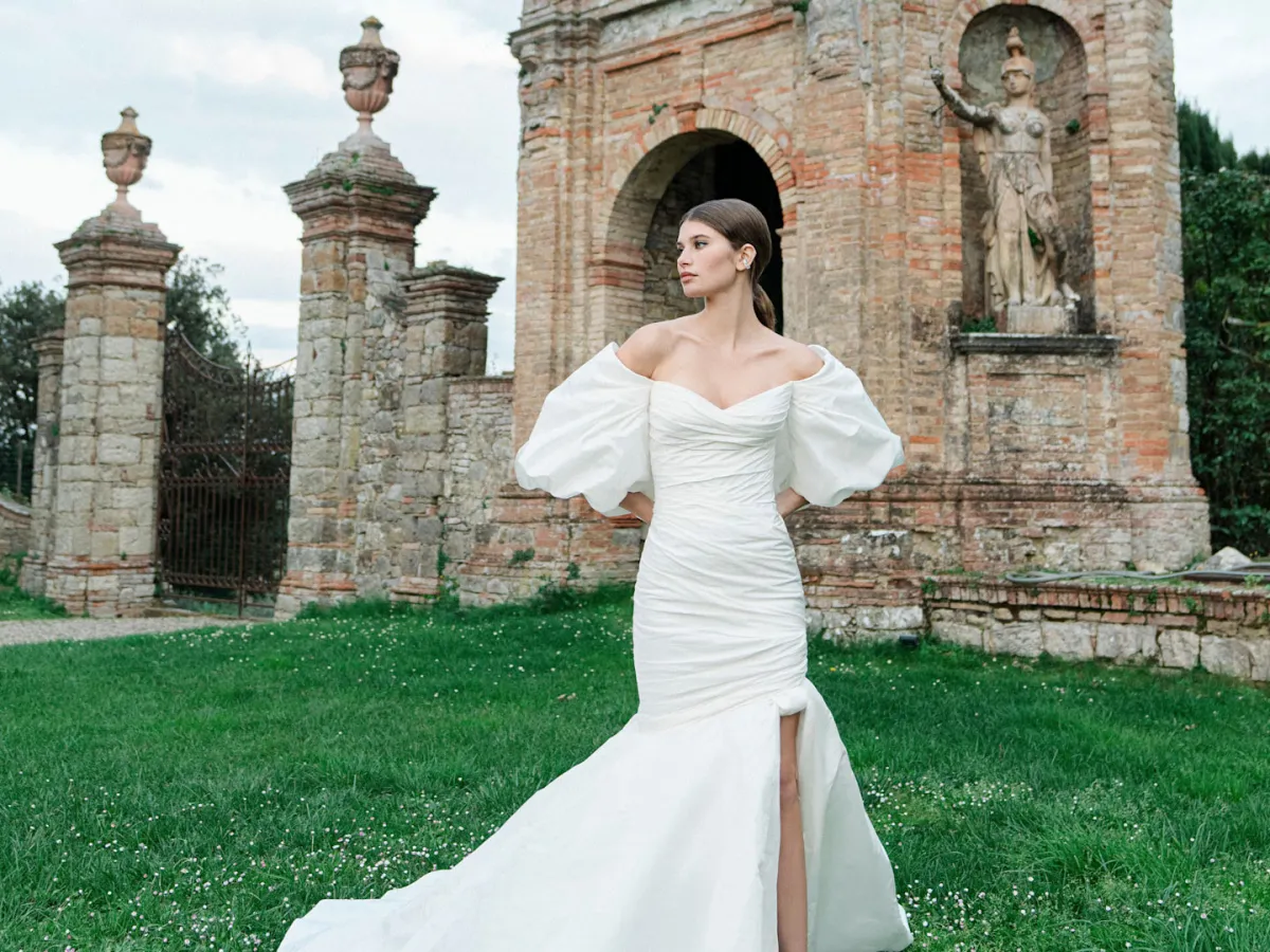 فستان زفاف مونيك لويلييه Monique Lhuillier – الصورة من Launchmetrics/Spotlight ©