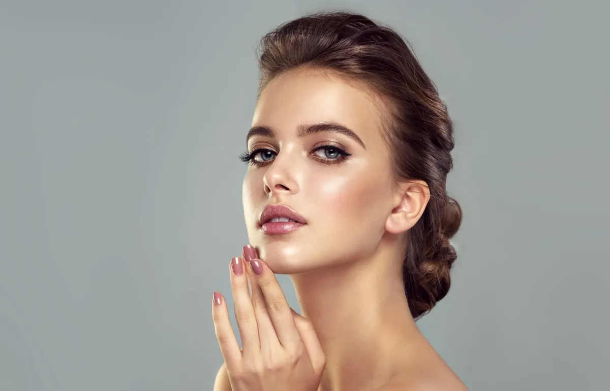 شهر أكتوبر الوردي