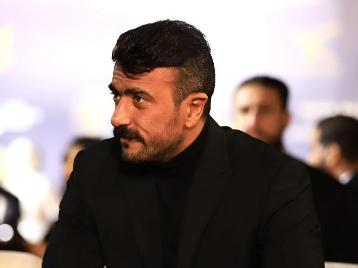 الفنان أحمد العوضي