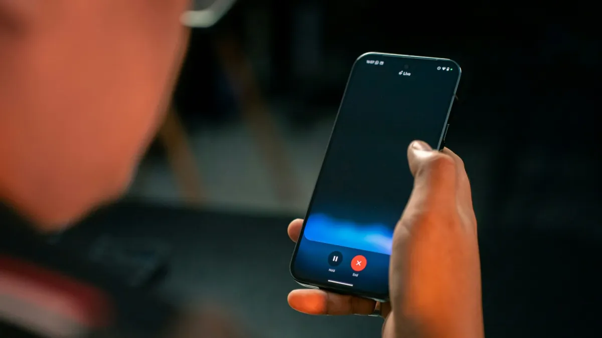 غوغل تُتيح Gemini Live لمُستحدمي أندرويد مجاناً