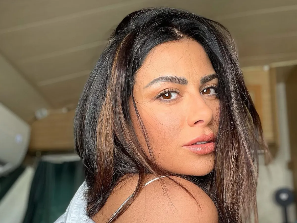 الفنانة صبا مبارك