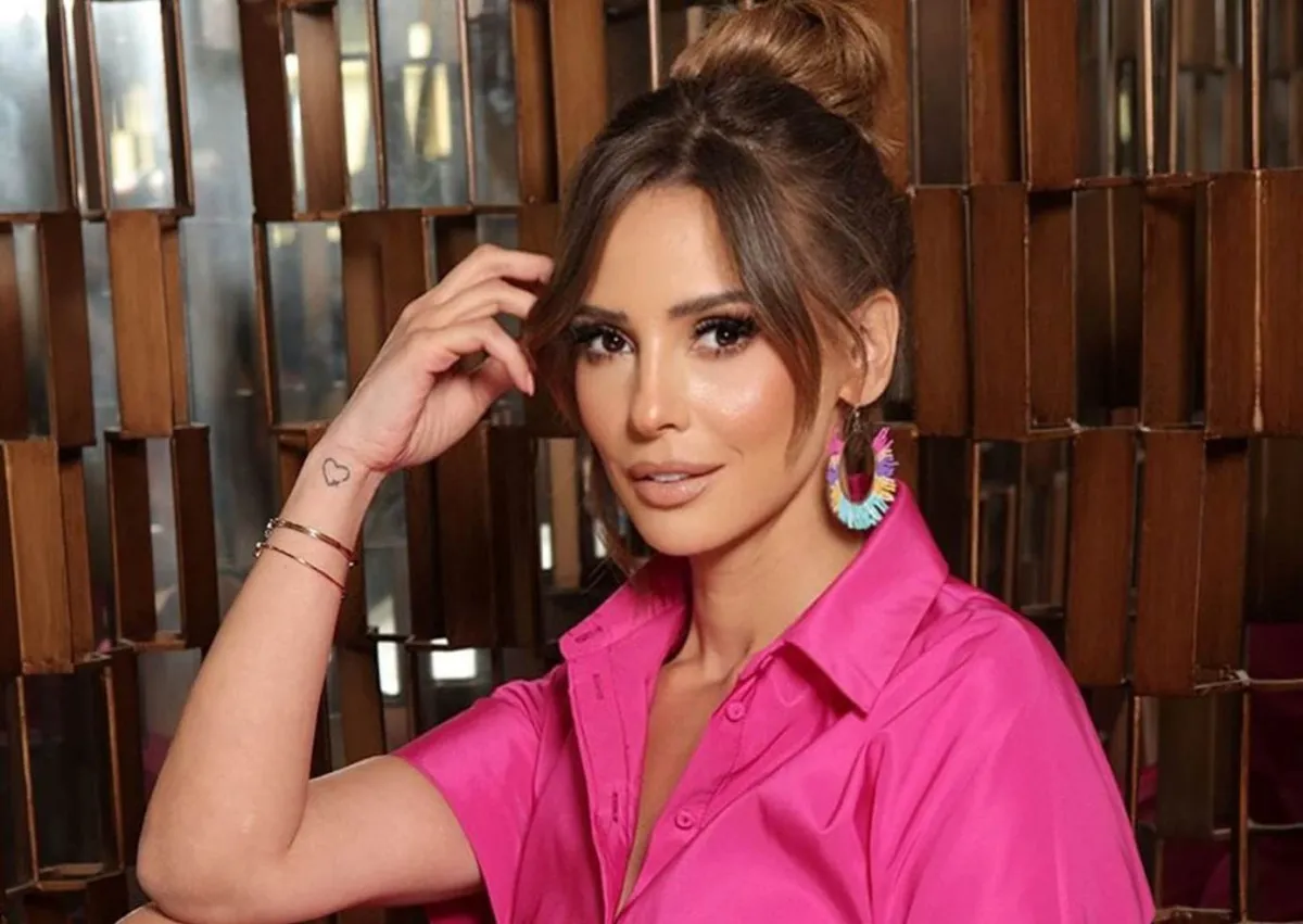 إيمان العاصي - الصورة من حسابها على الفيس بوك