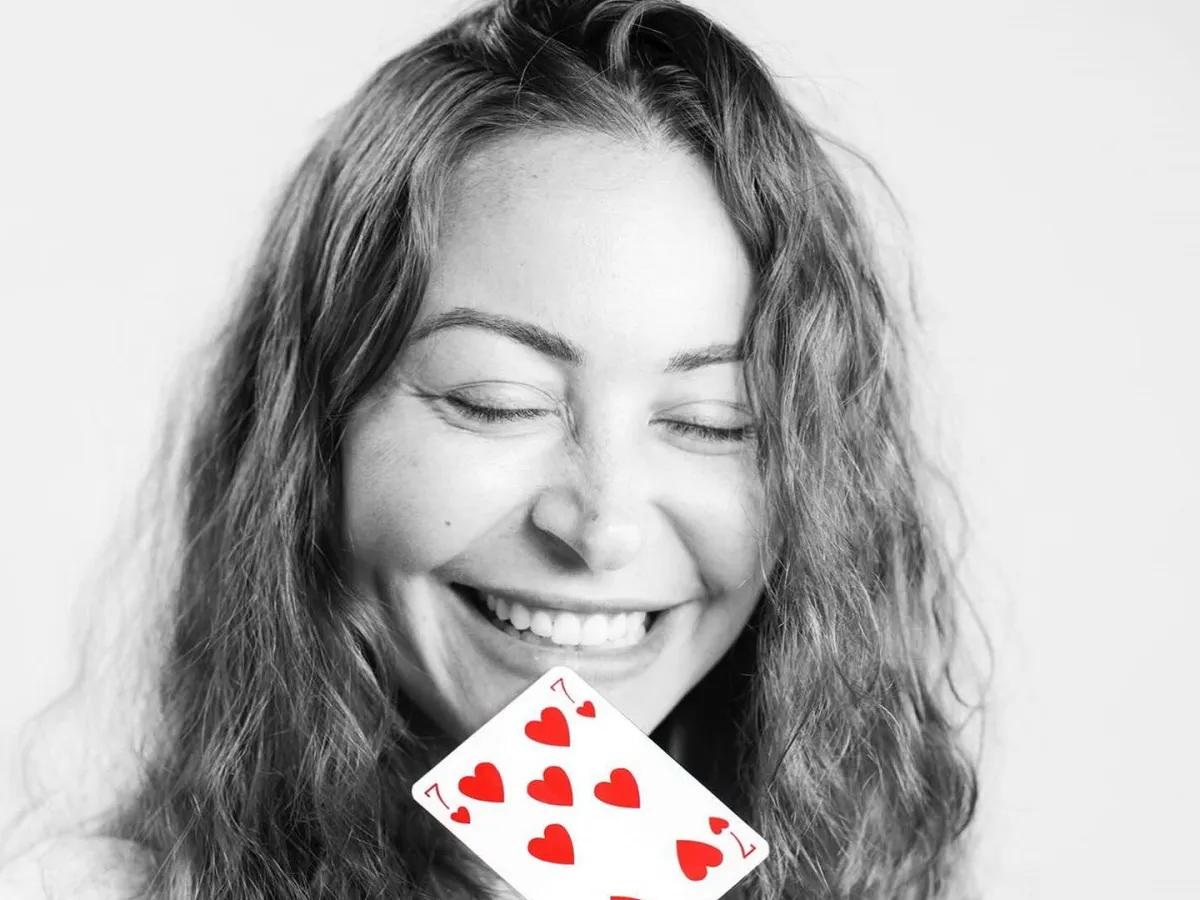 الفنانة منة شلبي