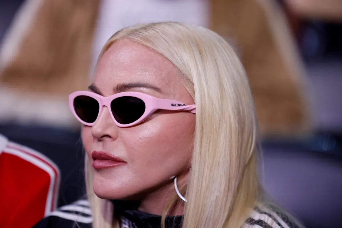مادونا Madonna في نيويورك عام 2022 (مصدر الصورة: AL BELLO / GETTY IMAGES NORTH AMERICA / Getty Images via AFP)