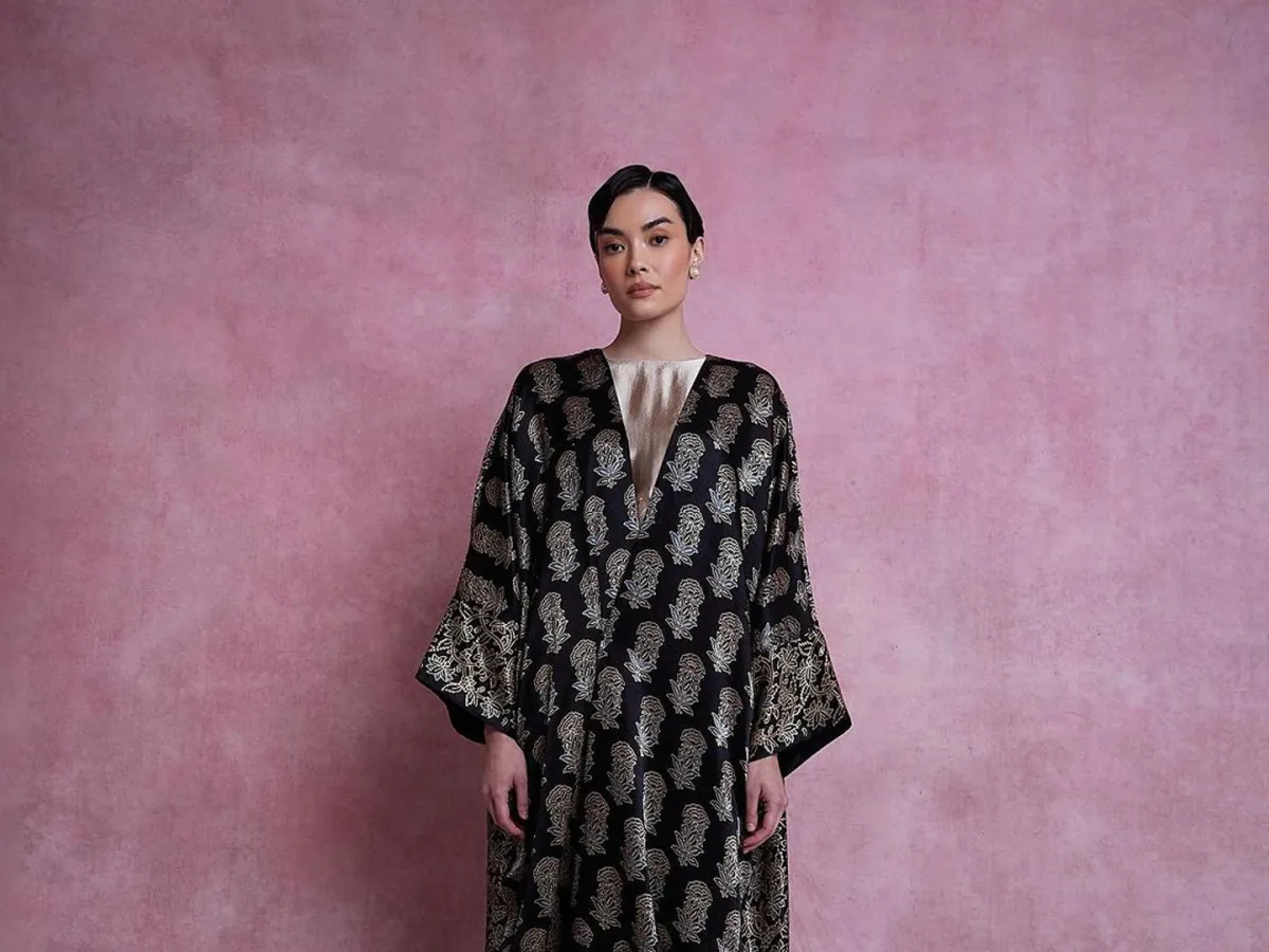 عباية مزخرفة من Aywa London - الصورة من حساب الماركة على إنستغرام