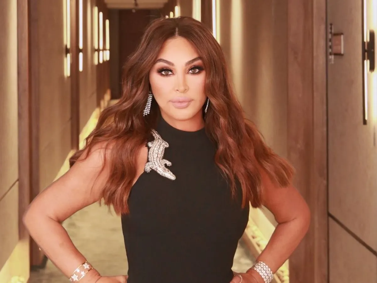 صيحات جمالية من نجمات أصبن بسرطان الثدي