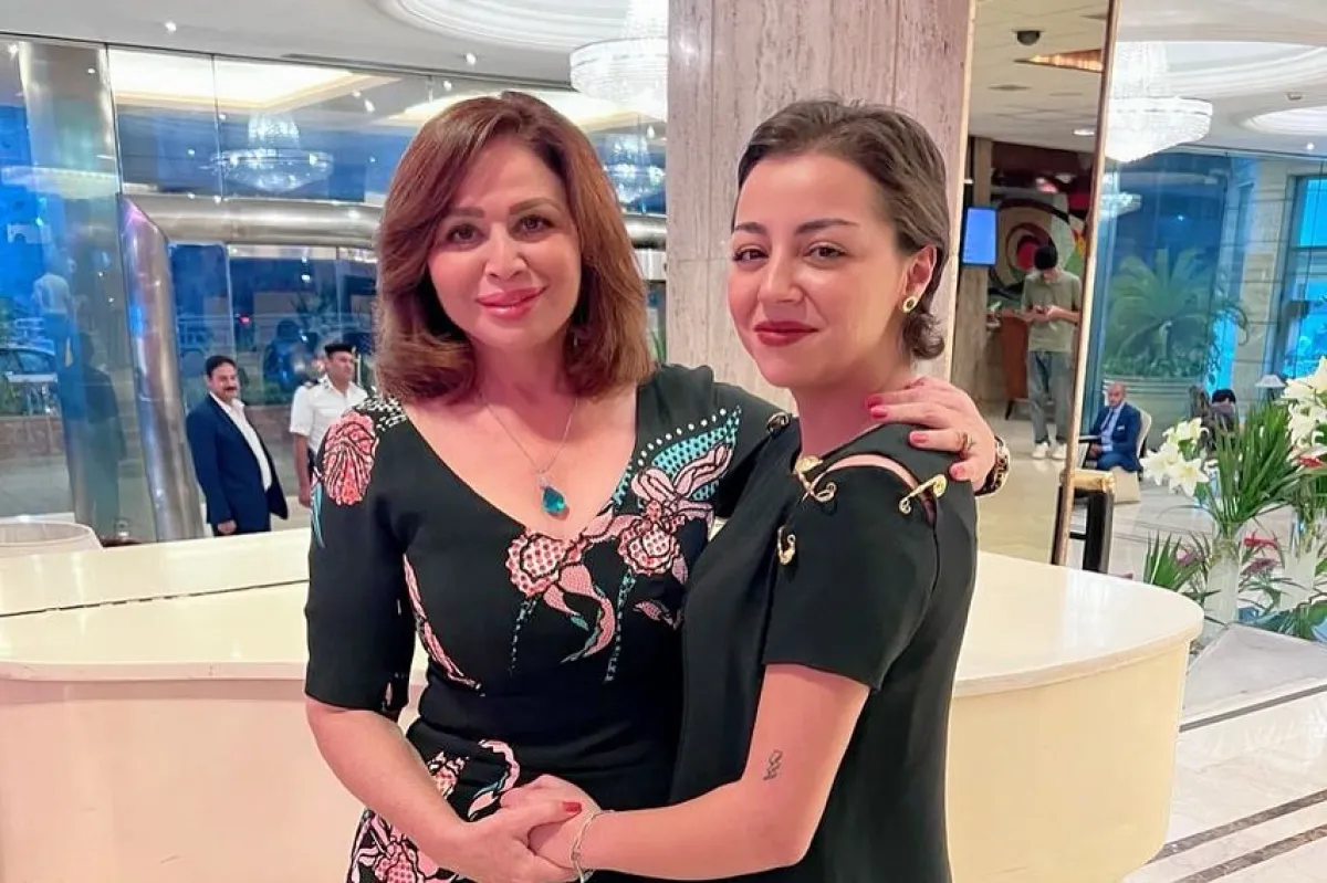 إلهام شاهين مع ابنة شقيقتها - الصورة من حساب إلهام شاهين على انستغرام