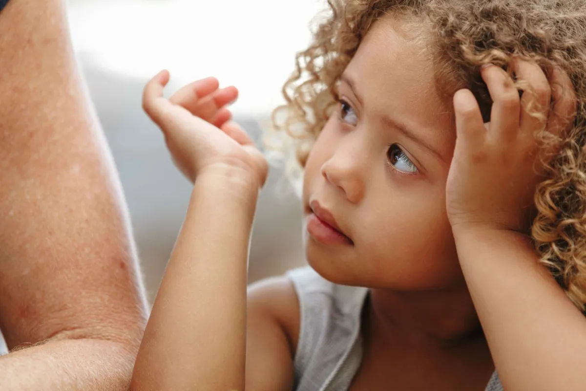 إجراء حديث مع الطفل