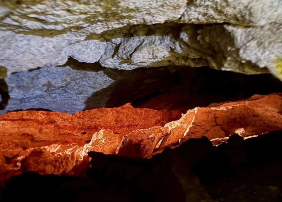 الكهوف في الحدود الشمالية.. وجهة سياحية لمحبي المغامرات