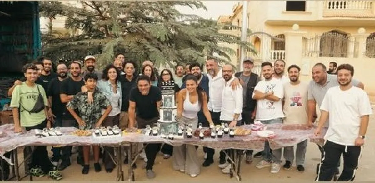 الاحتفال ببدء تصوير فيلم ان غاب القط- الصورة من ستورى صفحة المنتج الفني هانى عبد الله على فيسبوك