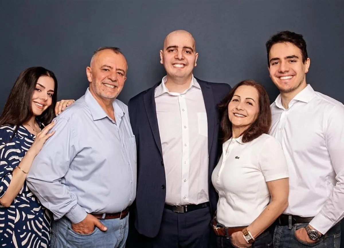 الفنانان زهير عبد الكريم وسوزان الصالح وأولادهما مجد ونوار وسعد- الصورة من حساب نوار على إنستغرام