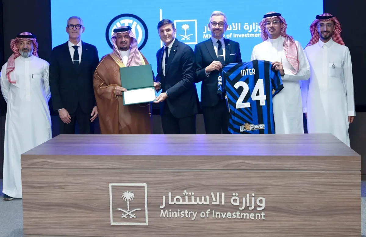 من مراسم التوقيع 