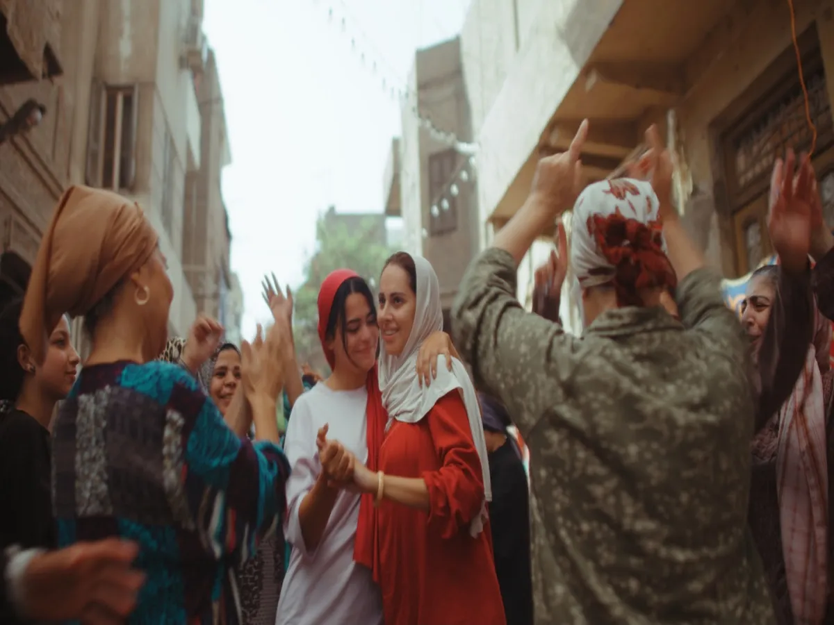 مشهد من فيلم الفستان الأبيض - الصورة من المكتب الاعلامي لمهرجان الجونة 