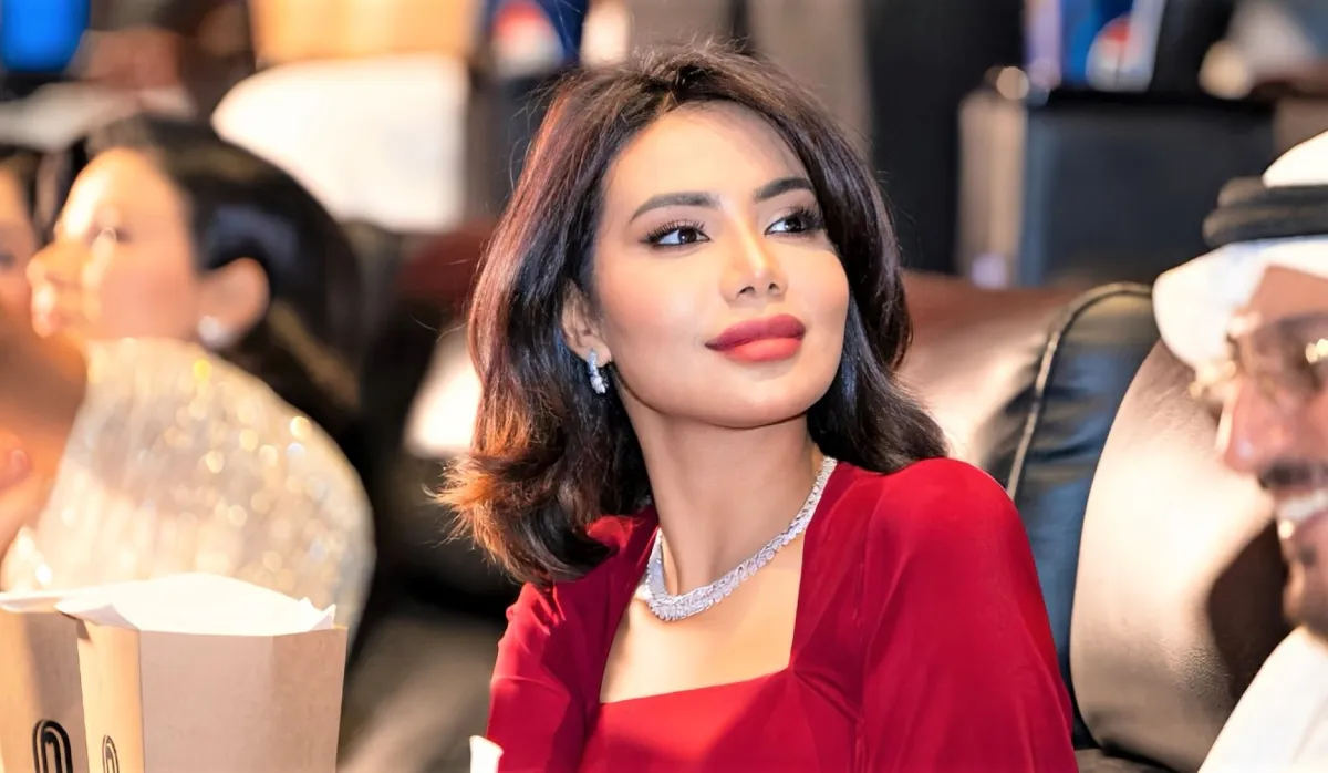 لبنى عبد العزيز- الصورة من حسابها على الانستغرام