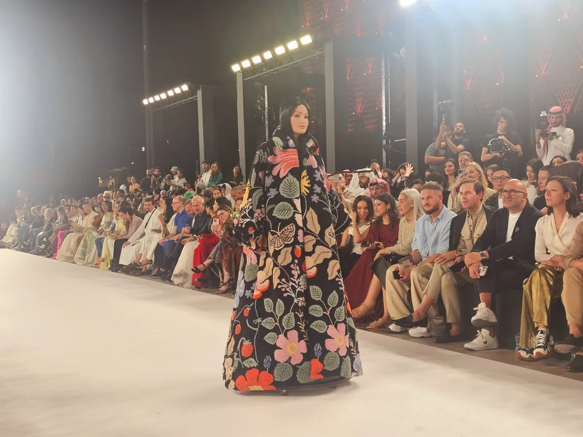 الروبوت سارة من أسبوع الأزياء في الرياض - تصوير عبير بوحمدان