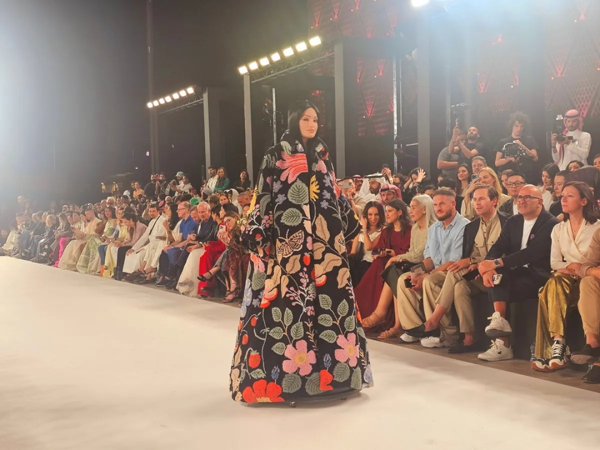 سارة.. أول روبوت أنثوي سعودي تفاعلي في العالم في عرض كاف باي كاف