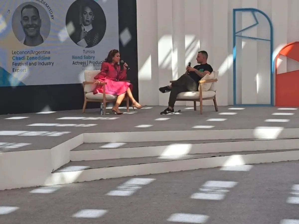 هند صبري يحاورها شادي زين الدين -الصورة خاصة بـ"سيدتي" - من تصوير: سيد أحمد