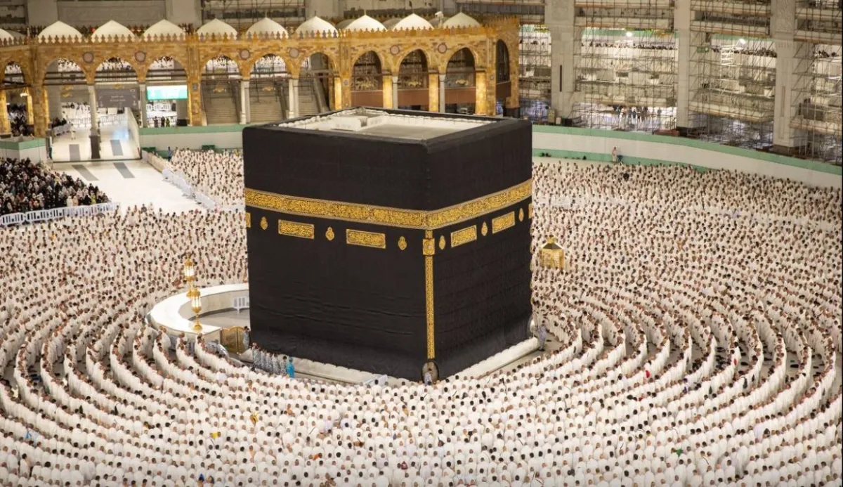 ساحات المسجد الحرام تتزين بالأمطار مساء اليوم - الصورة من حساب الهيئة العامة للعناية بشؤون الحرمين على منصة إكس