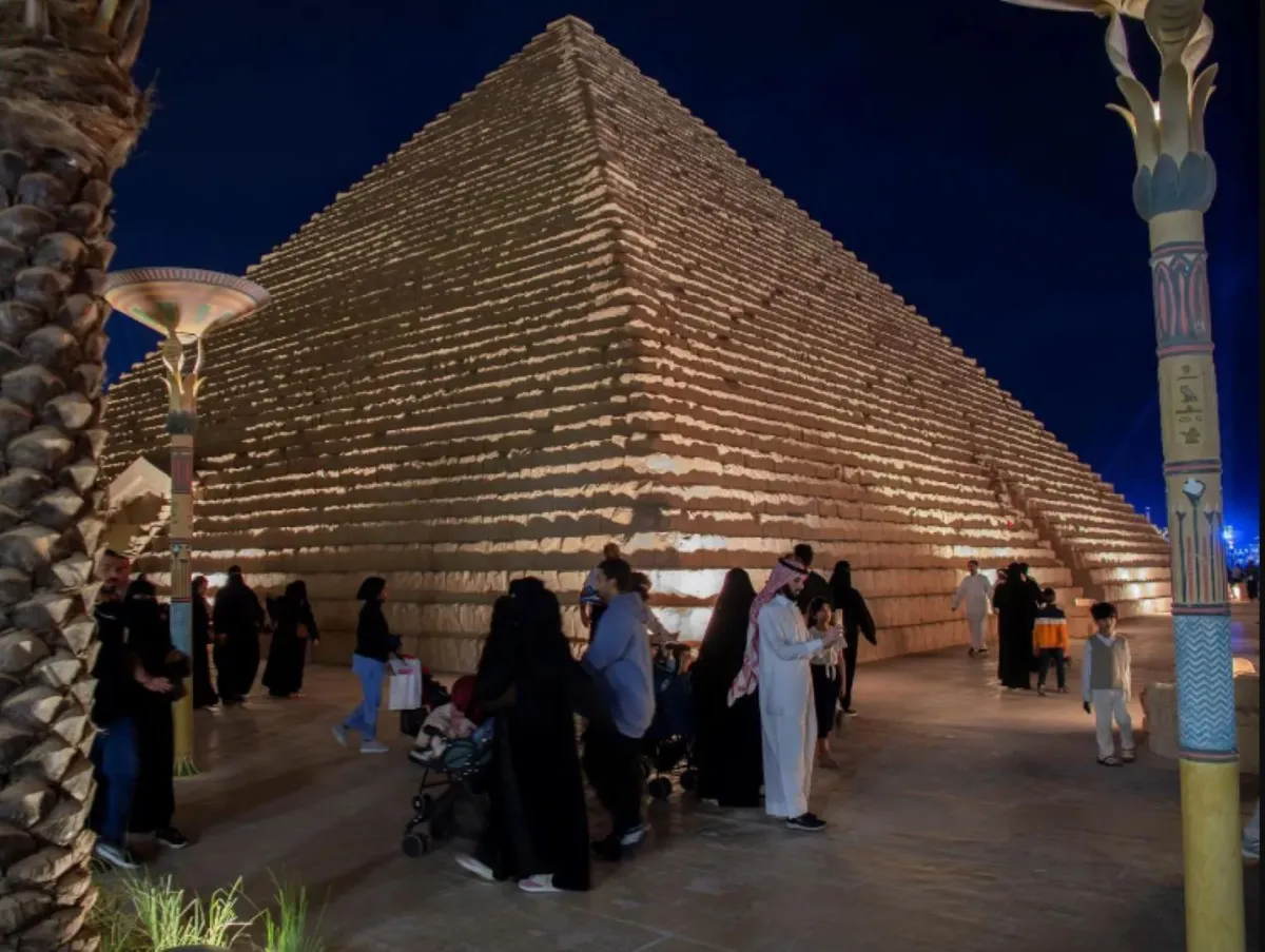 موسم الرياض 2024: مغامرة درب الهرم في منطقة مصر تجذب الزوار في بوليفارد وورلد