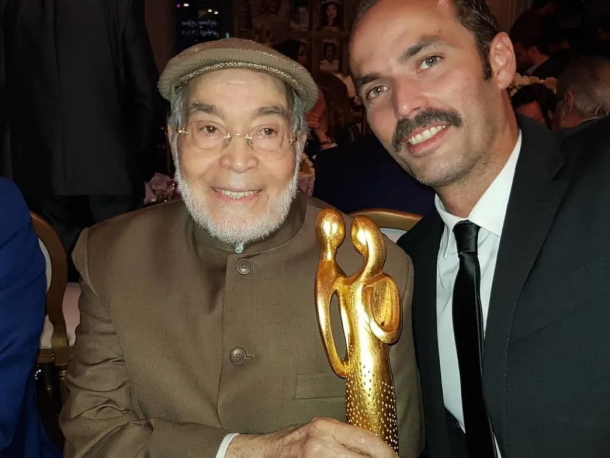 حسن يوسف ونجله عمر - صورة أرشيفية