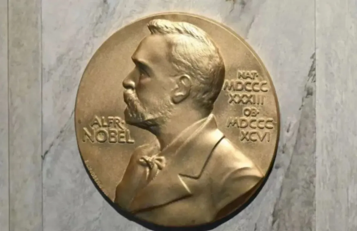 صورة المخترع والمليونير السويدي ألفريد نوبل 