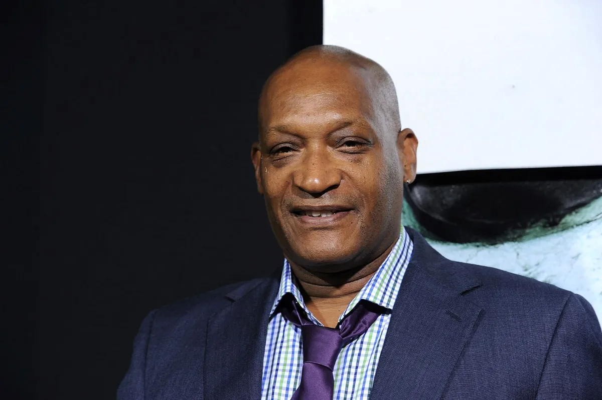 توني تود Tony Todd (Photo by Frazer Harrison / GETTY IMAGES NORTH AMERICA / Getty Images via AFP)