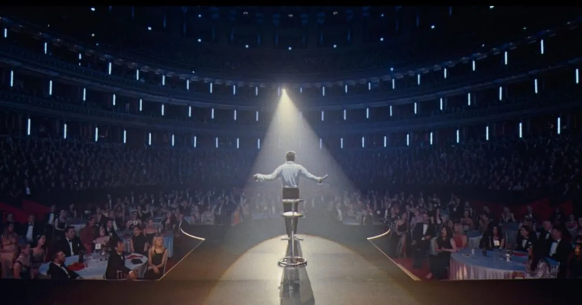 بوستر فيلم رجل أفضل- الصورة من حساب مهرجان البحر الأحمر السينمائي على إنستغرام